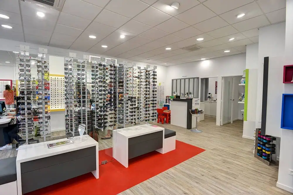 Intérieur du magasin Art’Optic